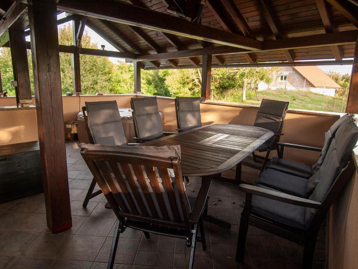 Holiday House Zarja - With Sauna And Hot Tub Bizeljsko Exteriör bild
