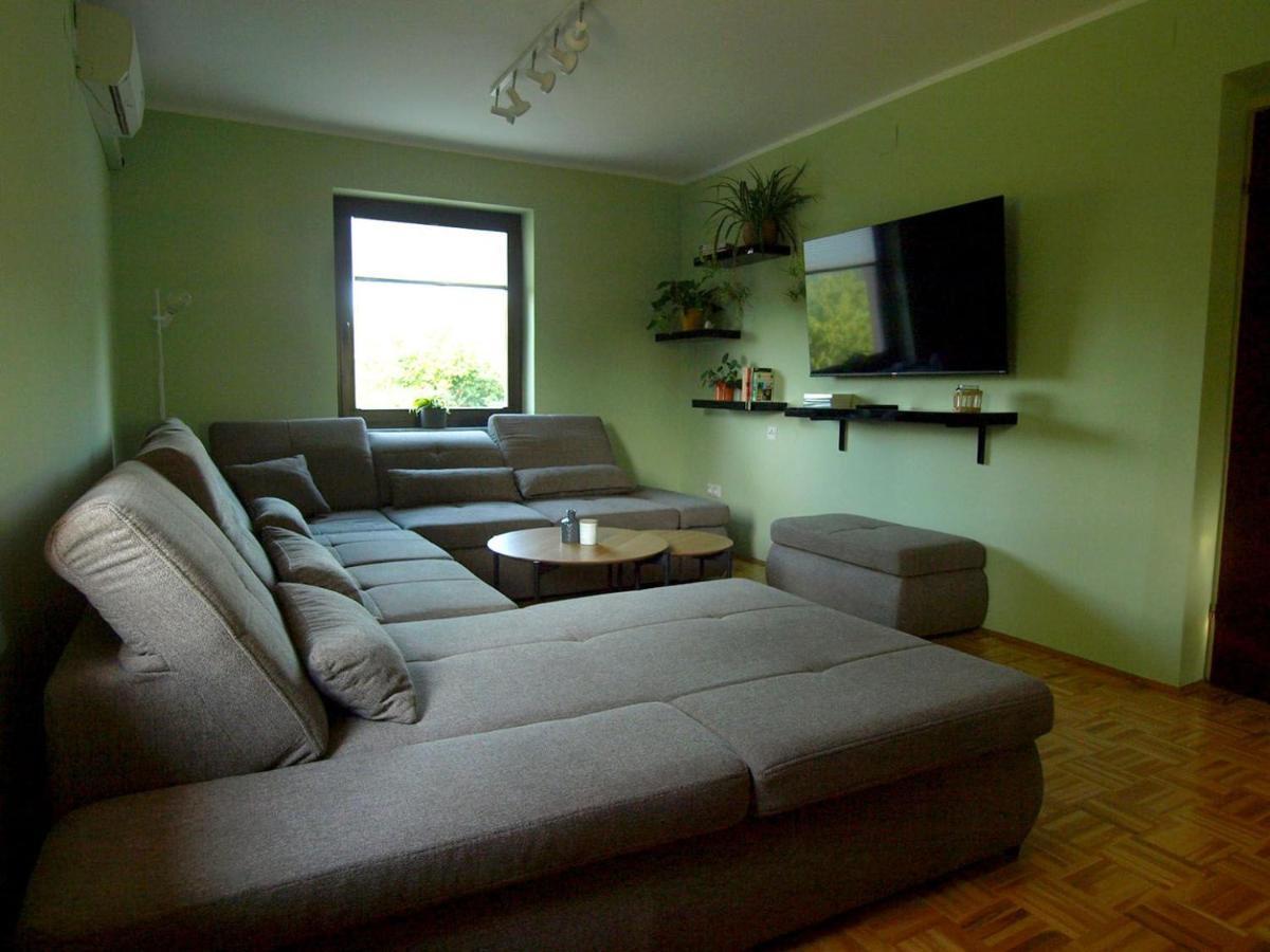 Holiday House Zarja - With Sauna And Hot Tub Bizeljsko Exteriör bild